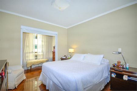 Apartamento à venda com 172m², 4 quartos e 3 vagas