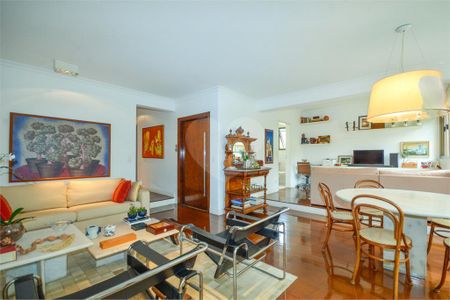 Apartamento à venda com 4 quartos, 172m² em Indianópolis, São Paulo