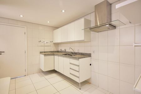 Apartamento à venda com 342m², 3 quartos e 6 vagasCozinha