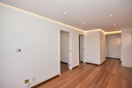 Apartamento à venda com 342m², 3 quartos e 6 vagasSala de Tv