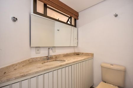 Apartamento à venda com 342m², 3 quartos e 6 vagasLavabo