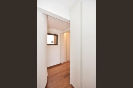 Apartamento à venda com 342m², 3 quartos e 6 vagasCorredor