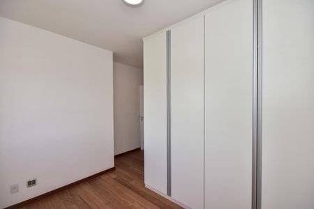 Apartamento à venda com 342m², 3 quartos e 6 vagasSuíte 2