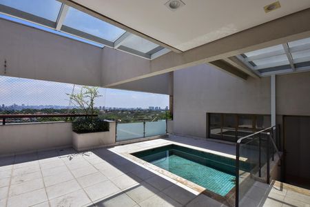 Apartamento à venda com 342m², 3 quartos e 6 vagasCobertura