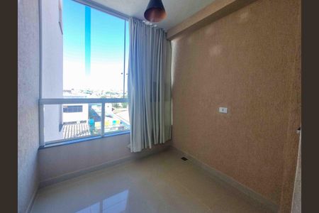 Apartamento à venda com 48m², 2 quartos e 1 vagaVaranda