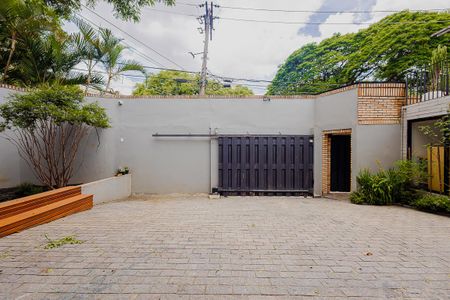 Casa à venda com 400m², 5 quartos e 6 vagasGaragem