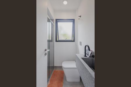 Casa à venda com 400m², 5 quartos e 6 vagasÁrea de Serviço - Banheiro