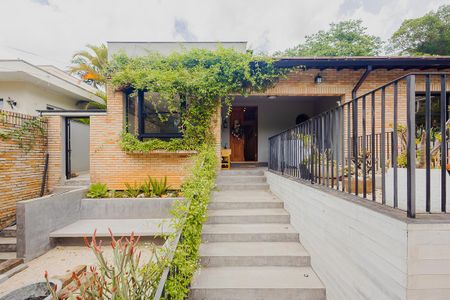 Casa à venda com 400m², 5 quartos e 6 vagasEntrada