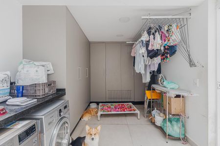 Casa à venda com 400m², 5 quartos e 6 vagasÁrea de Serviço