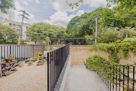 Casa à venda com 400m², 5 quartos e 6 vagasEntrada