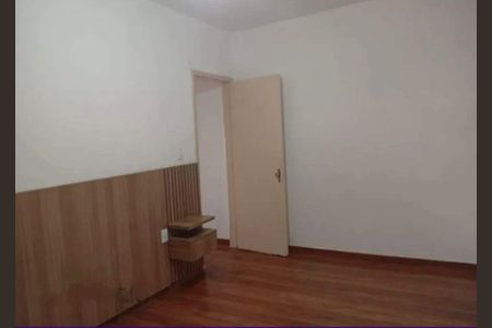 Casa para alugar com 3 quartos, 360m² em Monte Castelo, Contagem