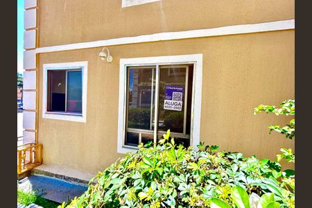 Apartamento para alugar com 45m², 2 quartos e 1 vagaPlaca instalada na fachada do imóvel 