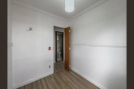 Quarto de apartamento à venda com 3 quartos, 60m² em Vila Luzita, Santo André