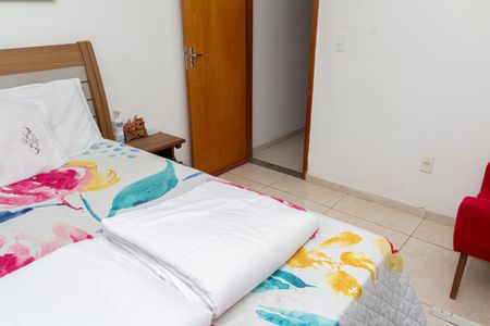 Casa para alugar com 81m², 2 quartos e 1 vagaQuarto 2