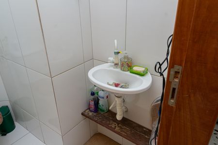 Casa para alugar com 81m², 2 quartos e 1 vagaLavabo