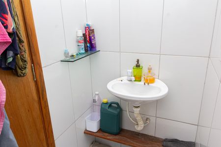 Casa para alugar com 81m², 2 quartos e 1 vagaBanheiro