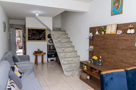 Casa para alugar com 81m², 2 quartos e 1 vagaSala