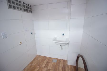 Cozinha e Área de Serviço de casa para alugar com 1 quarto, 40m² em Santa Helena, Contagem