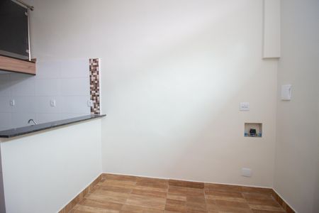 Sala de casa para alugar com 1 quarto, 40m² em Santa Helena, Contagem