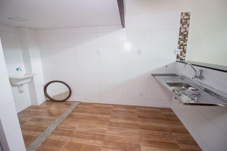 Cozinha e Área de Serviço de casa para alugar com 1 quarto, 40m² em Santa Helena, Contagem