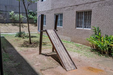 Apartamento para alugar com 40m², 2 quartos e sem vagaÁrea comum - Playground