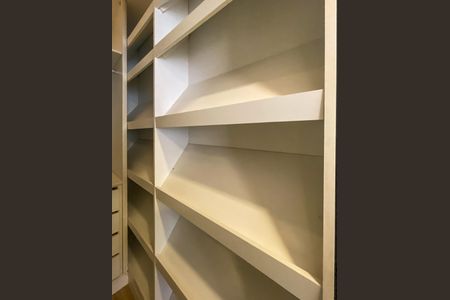 Apartamento para alugar com 55m², 1 quarto e 1 vagaCloset da suíte