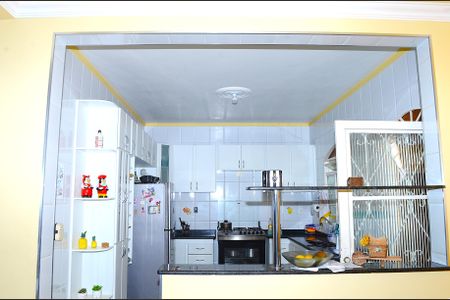 Casa à venda com 167m², 3 quartos e 3 vagasCozinha