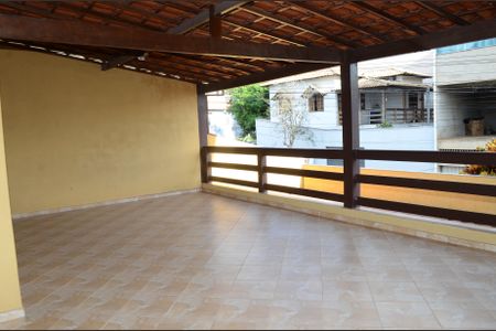 Casa à venda com 167m², 3 quartos e 3 vagasVaranda