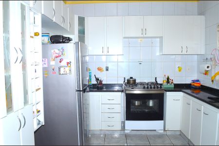 Casa à venda com 167m², 3 quartos e 3 vagasCozinha