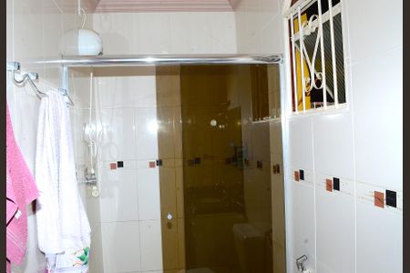 Casa à venda com 167m², 3 quartos e 3 vagasBanheiro 2