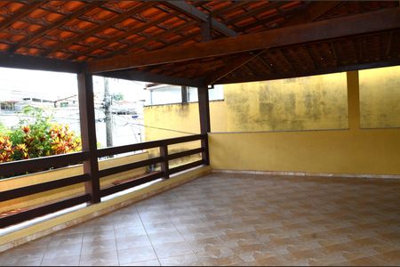 Casa à venda com 167m², 3 quartos e 3 vagasVaranda