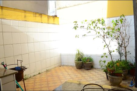 Casa à venda com 167m², 3 quartos e 3 vagasQuintal