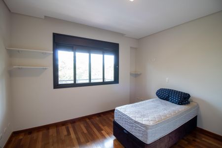 Casa à venda com 546m², 5 quartos e 4 vagasQuarto 3