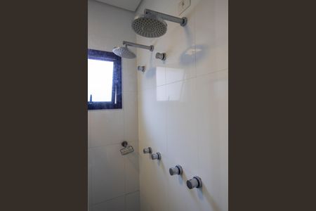 Casa à venda com 546m², 5 quartos e 4 vagasBanheiro do Quarto 4