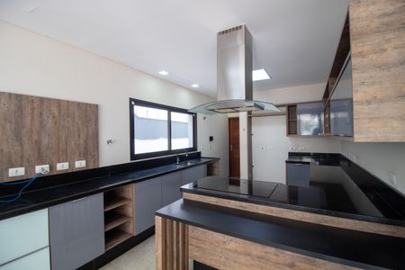 Casa à venda com 546m², 5 quartos e 4 vagasCozinha