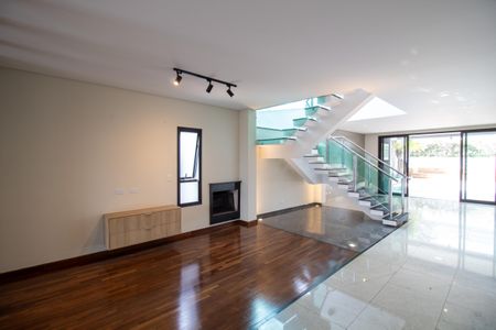 Casa à venda com 546m², 5 quartos e 4 vagasSala de Jantar