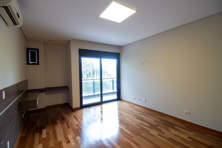Casa à venda com 546m², 5 quartos e 4 vagasQuarto 4