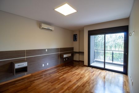 Casa à venda com 546m², 5 quartos e 4 vagasQuarto 4