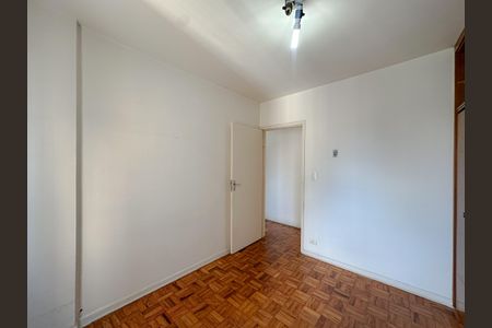 Apartamento à venda com 90m², 3 quartos e 2 vagas Apartamento à venda com 90m², 3 quartos e 2 vagasQuarto 1