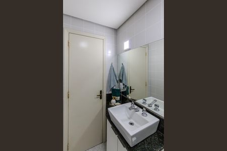 Apartamento à venda com 158m², 3 quartos e 1 vagaBanheiro Social