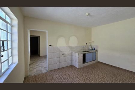 Casa à venda com 2 quartos, 150m² em Vila Santa Virginia, São Paulo