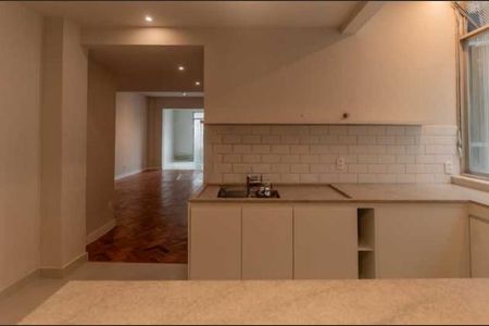 Apartamento à venda com 3 quartos, 119m² em Laranjeiras, Rio de Janeiro