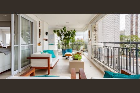 Apartamento à venda com 213m², 3 quartos e 2 vagas