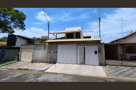 Casa para alugar com 2 quartos, 80m² em Vila Belem, Contagem