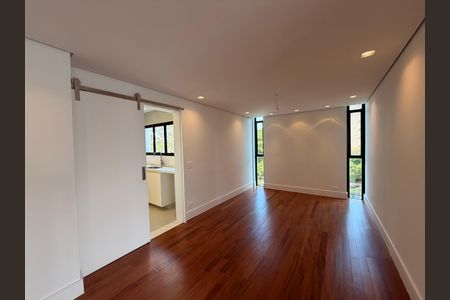 Apartamento à venda com 3 quartos, 180m² em Indianópolis, São Paulo