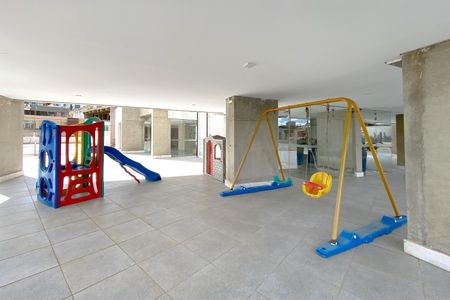 Apartamento à venda com 1600m², 3 quartos e 9 vagasÁrea comum - Playground