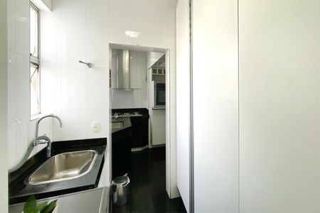 Apartamento à venda com 1600m², 3 quartos e 9 vagasÁrea de Serviço