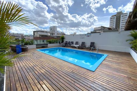 Apartamento à venda com 1600m², 3 quartos e 9 vagasÁrea comum - Piscina