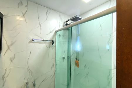 Apartamento à venda com 1600m², 3 quartos e 9 vagasBanheiro da Suíte 1