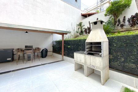 Apartamento à venda com 1600m², 3 quartos e 9 vagasÁrea comum - Churrasqueira